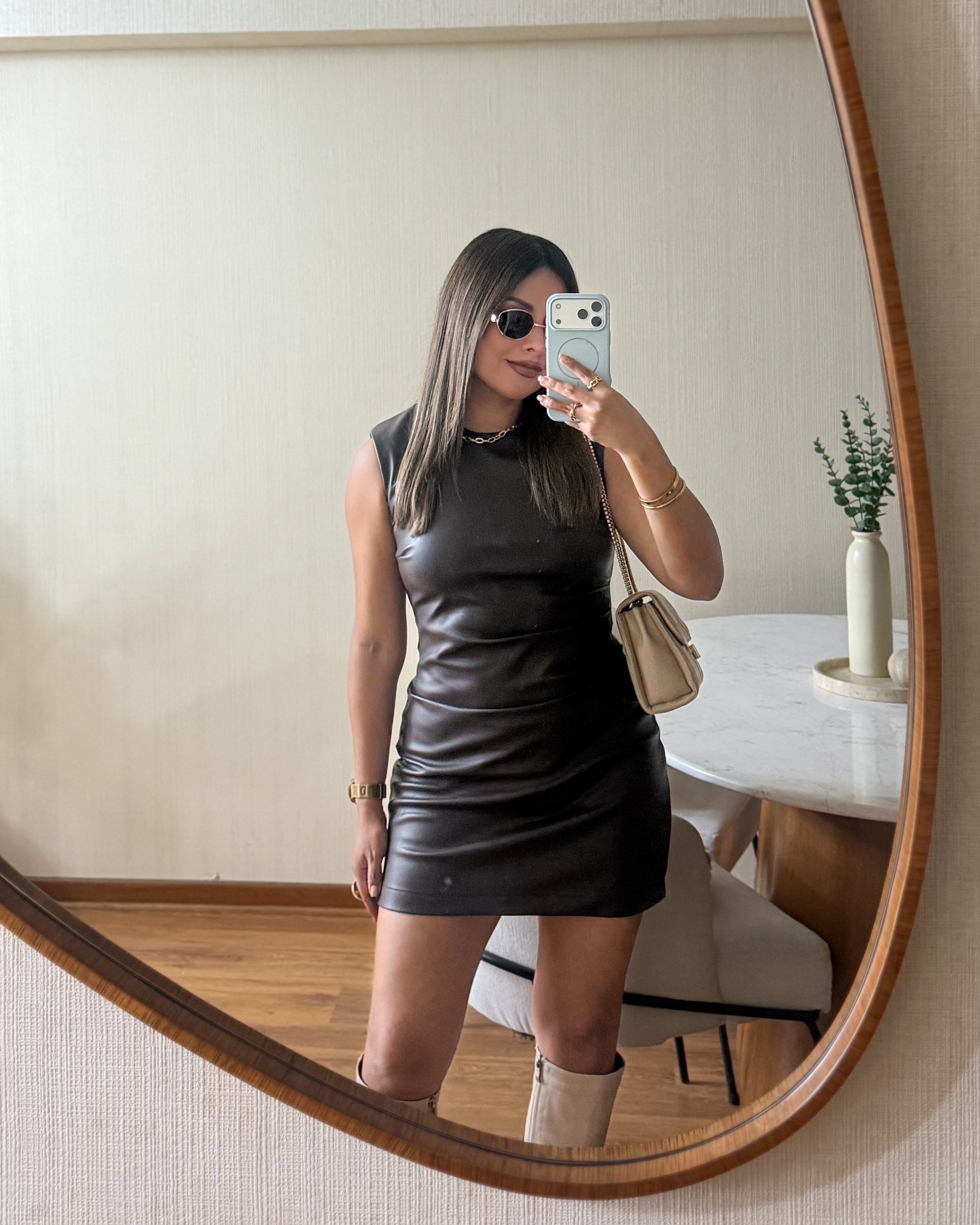 Vestido Cuerina Mirella