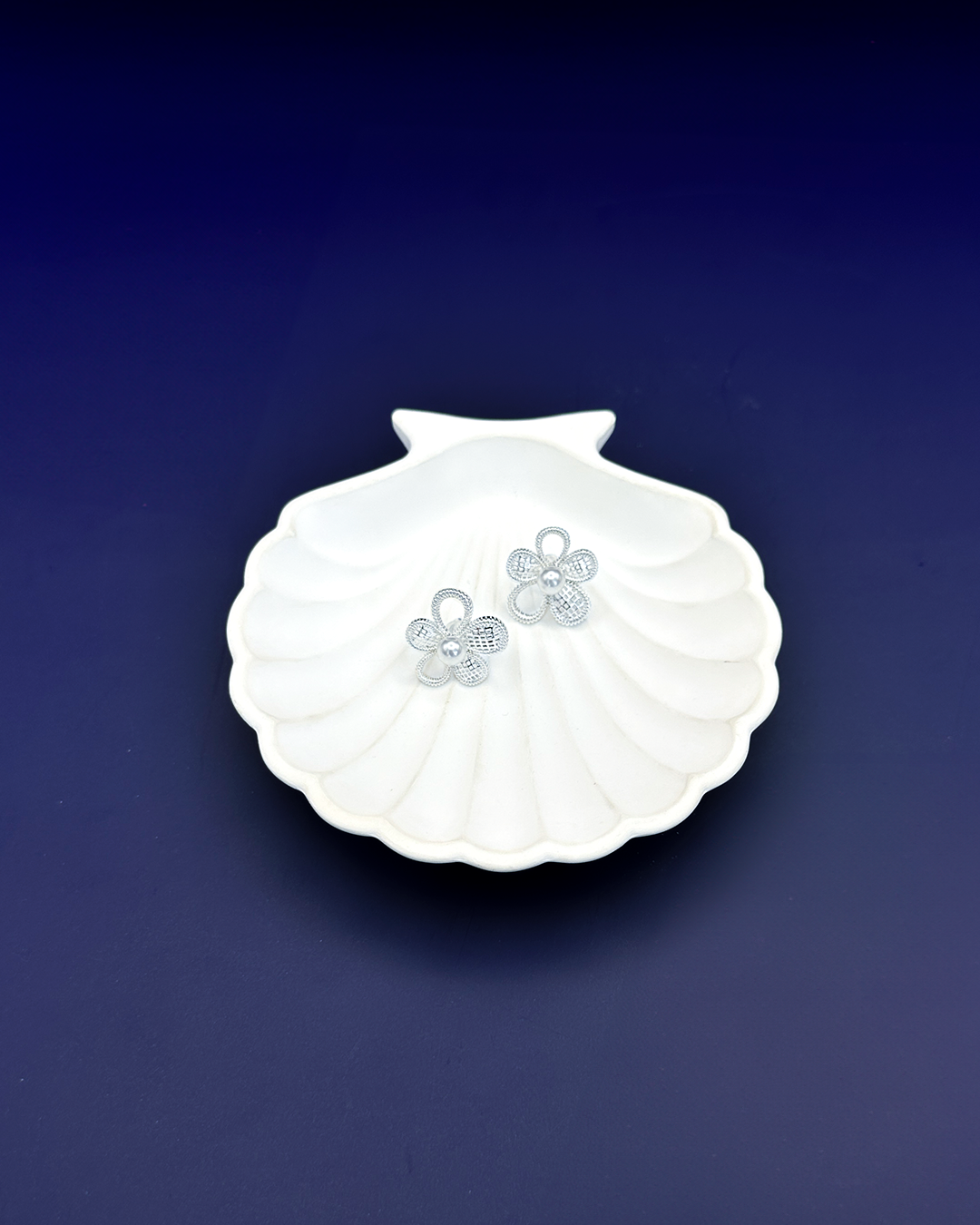 Aretes Flor Perla Waterproof